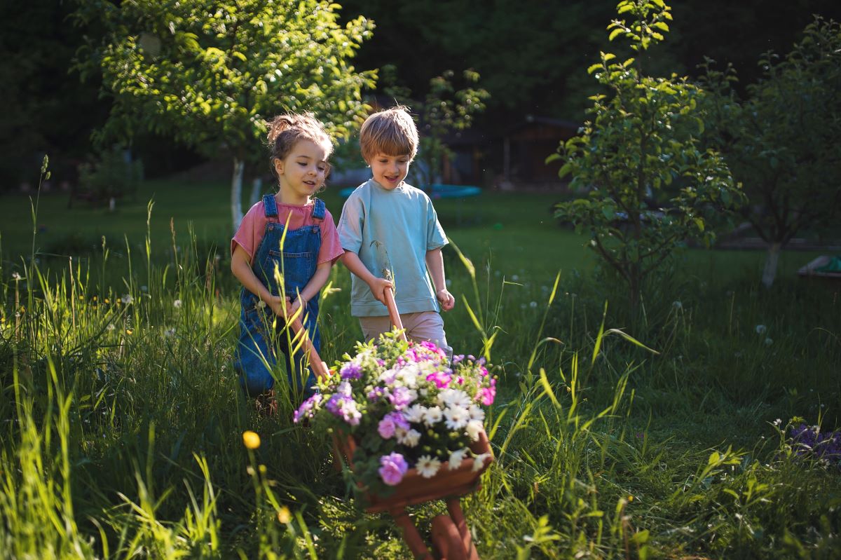 Kinder im Garten beschäftigen: Kreative Ideen für Stuttgarte